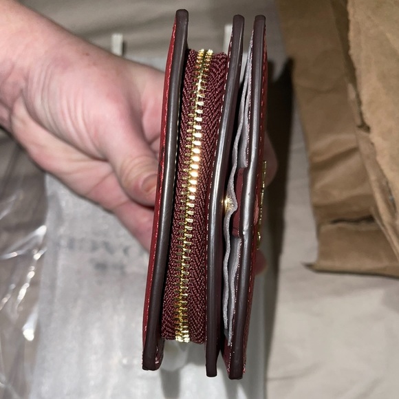 AUTHENTIC COACH NWT Snap Wallet With Heart Floral - Picture 13 of 14